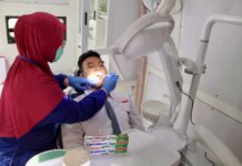 Bersama Lawan Gigi Berlubang, Ciptadent Dukung Kolese Kanisius Gelar Pemeriksaan Gigi Gratis untuk Ratusan Anak Sekolah Luar Biasa Sesi pemeriksaan serta pengobatan gigi secara gratis di Mobil Klinik Ciptadent.