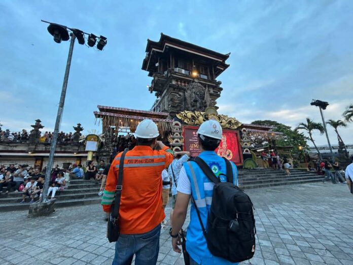 PLN UP3 Bali Selatan menyiagakan personel khusus selama pelaksanaan PKB. Sumber Foto : tis/bpn