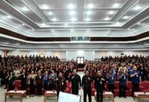 Bupati Gus Par Ingatkan Profesionalisme Saat Perpanjangan Kontrak 2.442 PPPK Karangasem Bupati Gus Par Ingatkan Profesionalisme Saat Perpanjangan Kontrak 2.442 PPPK Karangasem