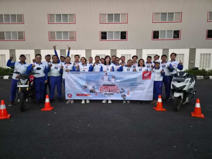 Cetak Duta #Cari_Aman, Astra Motor Bali Tetapkan Juara Regional Safety Riding Advisor Community 2026