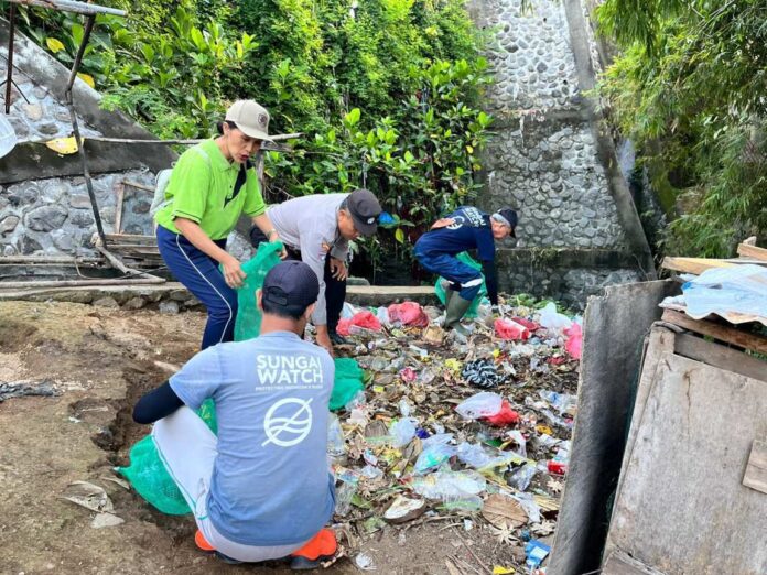 Peringati Hari Lahir Pancasila, Kelurahan Penarukan Kumpulkan 187,1 Kilogram Sampah Anorganik