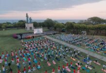 Perayaan Hari Yoga Internasional ke-12 di Nusa Dua Perayaan Hari Yoga Internasional ke-12 di Nusa Dua