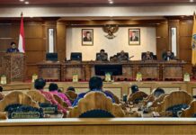 Rapat Paripurna DPRD Bali Bahas Raperda Produk Hukum Daerah, Perkuat Kepastian Hukum dan Kearifan Lokal Rapat Paripurna DPRD Bali
