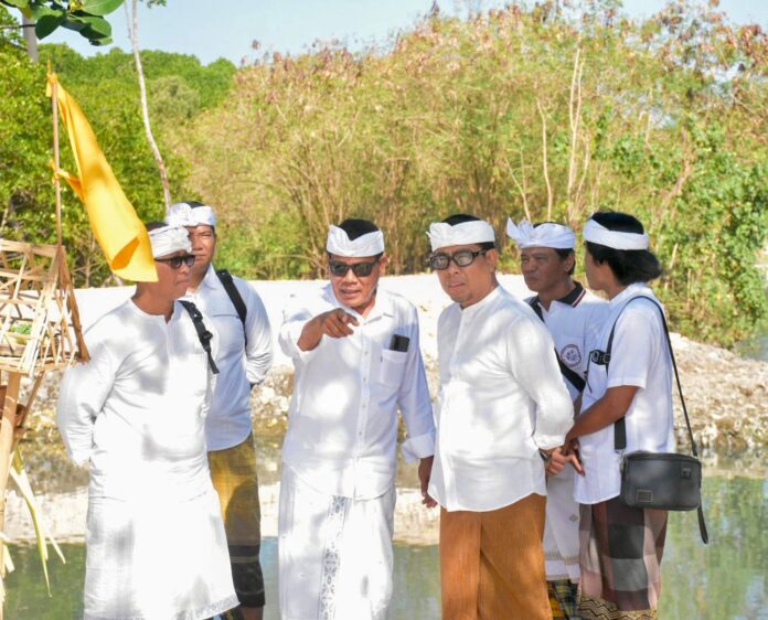 Pecaruan Panca Sanak Madurga