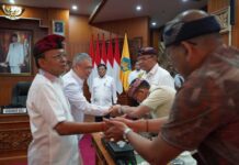 Gubernur Koster dan Menhub RI Bahas Pengembangan Infrastruktur Transportasi di Bali Pengembangan Infrastruktur Transportasi
