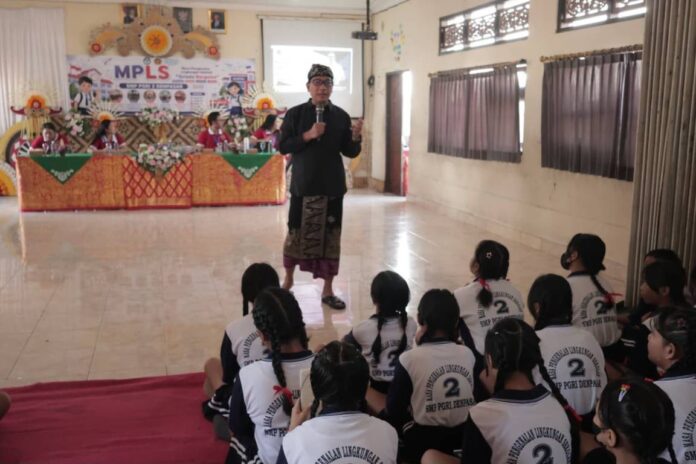 Sekda Eddy Mulya