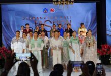 Dekranasda Bali Kenalkan Karya Desainer dan IKM Lewat Fashion Road Show Perdana Dekranasda Bali