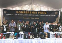 Bea Cukai Bersama BAIS TNI Sita 19 Ribu Botol Miras Ilegal Senilai Rp12,55 Miliar Sita Botol Miras Ilegal