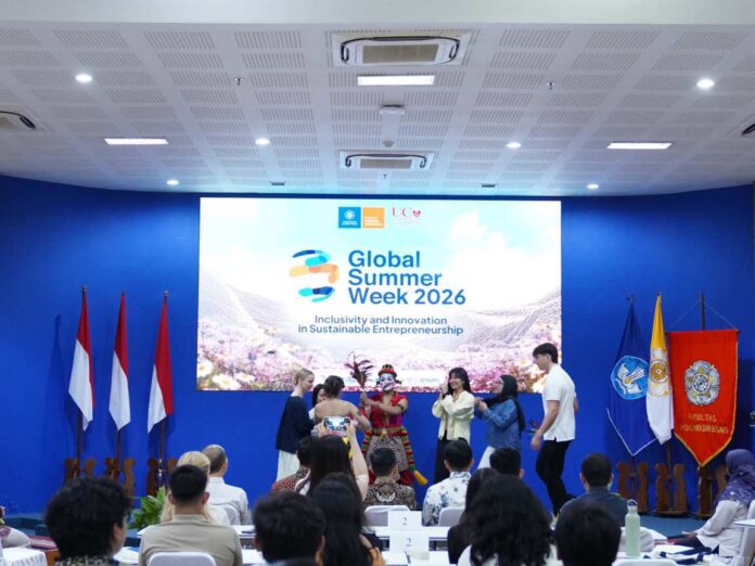 BaliPortalNews_ 62 Mahasiswa dari 5 Negara Dunia Belajar Kewirausahaan Berkelanjutan dalam Global Summer Week 2026 di FEB UGM 62 Mahasiswa dari 5 Negara Dunia Belajar Kewirausahaan Berkelanjutan dalam Global Summer Week 2026 di FEB UGM