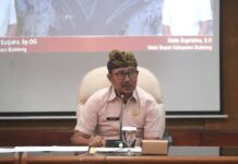 Sekda Suyasa Ajak Seluruh ASN Sukseskan Digitalisasi Perlinsos Demi Bansos Tepat Sasaran Sekretaris Daerah Kabupaten Buleleng, Gede Suyasa