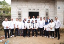 Danantara Tinjau Pemberdayaan Nasabah PNM di Mojokerto, Perkuat Ekonomi Kerakyatan dari Sektor Ultra Mikro Danantara Tinjau Pemberdayaan Nasabah PNM di Mojokerto, Perkuat Ekonomi Kerakyatan dari Sektor Ultra Mikro