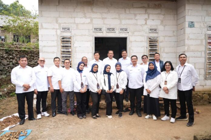 Danantara Tinjau Pemberdayaan Nasabah PNM di Mojokerto, Perkuat Ekonomi Kerakyatan dari Sektor Ultra Mikro