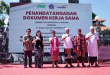 RVE Trans Gandeng Pemkab Klungkung Wujudkan Nusa Penida sebagai Green Island Berbasis Kendaraan Listrik RVE Trans Gandeng Pemkab Klungkung Wujudkan Nusa Penida sebagai Green Island Berbasis Kendaraan Listrik