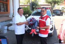 Bupati Buleleng Serahkan Mobil Operasional Penanggulangan Bencana untuk Perkuat Layanan PMI Bupati Buleleng Serahkan Mobil Operasional Penanggulangan Bencana untuk Perkuat Layanan PMI