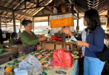 Promo Semangat Baru Makin Berdaya, PLN ULP Mengwi Sapa Pelanggan di Pasar Putra Sedana Abianbase Promo Semangat Baru Makin Berdaya, PLN ULP Mengwi Sapa Pelanggan di Pasar Putra Sedana Abianbase