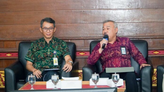 Kepala Kanwil DJP Bali, Darmawan dan Kepala Kantor Wilayah Direktorat Jenderal Perbendaharaan (DJPb) Bali, Supendi. Sumber Foto : Istimewa