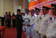 Bupati Bangli Lantik 9 Perbekel, Tekankan Semangat “Super Team” Bangun Desa Bupati Bangli Lantik 9 Perbekel, Tekankan Semangat “Super Team” Bangun Desa