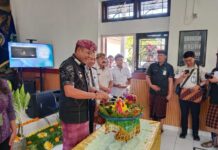 Bupati Karangasem Berikan Remisi kepada Lima Anak Binaan LPKA