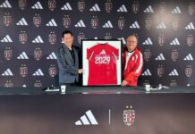 adidas Resmi Jadi Apparel Bali United FC, Luncurkan Jersey Musim 2026/2027 Bernuansa Budaya Bali President Director dan General Manager adidas Indonesia, Ben Handradjasa dan CEO Bali United FC, Yabes Tanuri saat pengumuman kerja sama di Bali United Training Center, Jumat (24/7/2026). Sumber Foto : tis/bpn