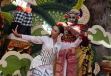 Sanggar Grahasta Bawera Hidupkan Warisan Leluhur Munggu Lewat Garapan ELING di PKB XLVIII 2026 Sanggar Grahasta Bawera Hidupkan Warisan Leluhur Munggu Lewat Garapan ELING di PKB XLVIII 2026