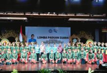 Ayu Kristi Arya Wibawa Hadiri Lomba Paduan Suara HKG PKK Ke-54 Tingkat Provinsi Bali Lomba Paduan Suara