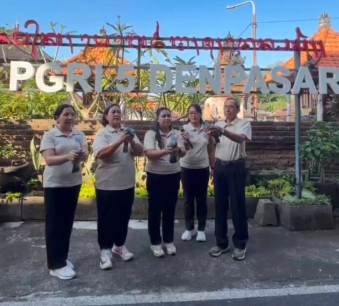 MPLS SMK PGRI 5 Denpasar Tak Sekadar Kenalkan Sekolah, Siswa Disiapkan Hadapi Dunia Industri MPLS SMK PGRI 5 Denpasar Tak Sekadar Kenalkan Sekolah, Siswa Disiapkan Hadapi Dunia Industri